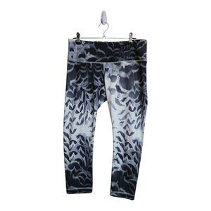 Lululemon Pants Women 8 Wunder Under Crop II Pretty Plume Angel Wings Athleisure
